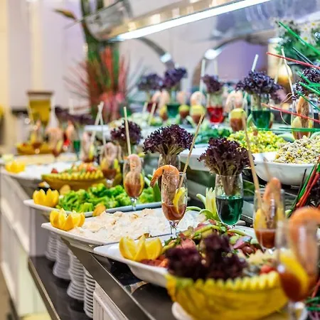 Warner Phokaia Foça