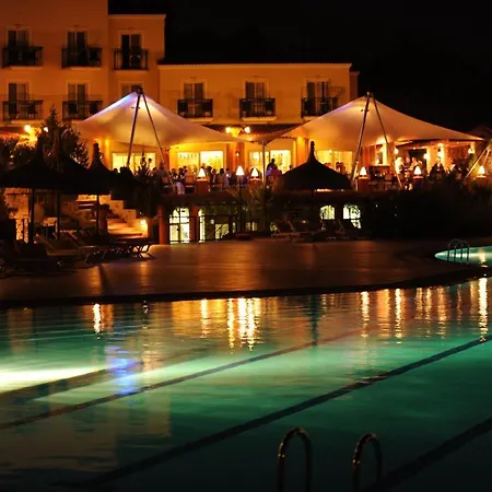 Warner Phokaia Foça