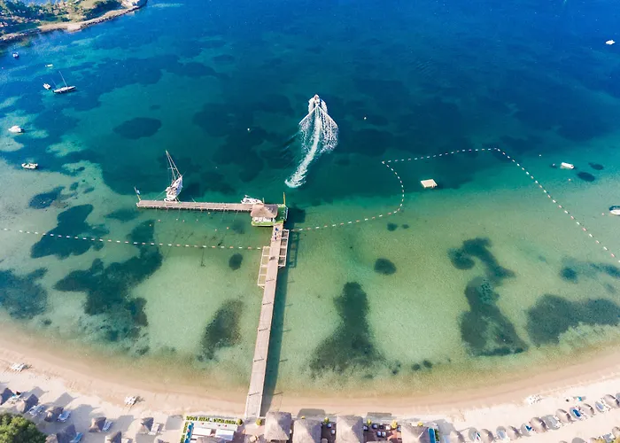 Warner Phokaia Hotel 4*