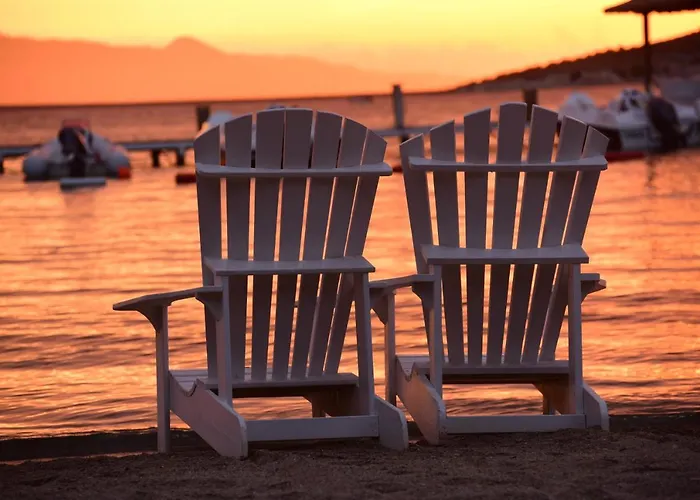 Warner Phokaia Hotel 4*