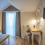 Hotel Warner Phokaia