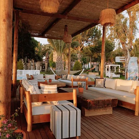 Warner Phokaia 4*