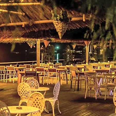 Hotel Warner Phokaia