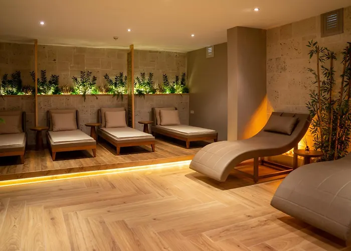 Warner Phokaia Otel 4*