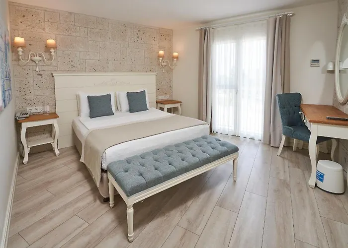 Warner Phokaia 4* Foça