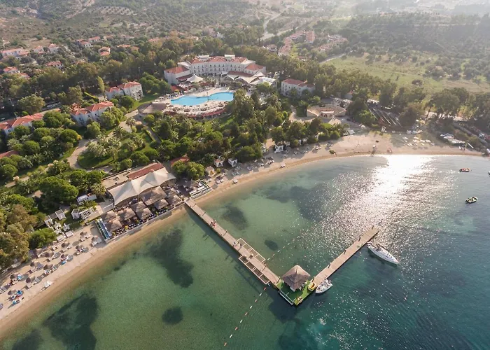 Warner Phokaia Hotel Foca